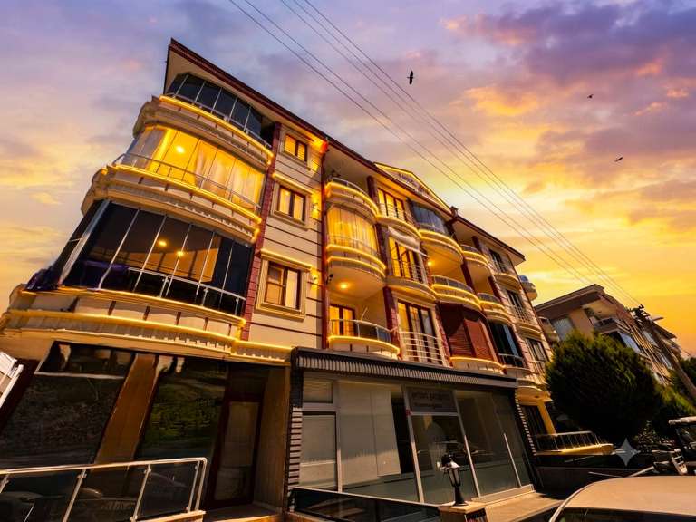 Altınkum'da Satılık 1+1 Daire, Denize Yakın, Eşyalı, Ön Cephe